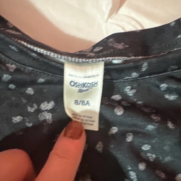 Oshkosh b’gosh two piece athletic outfit - Picture 2 of 3